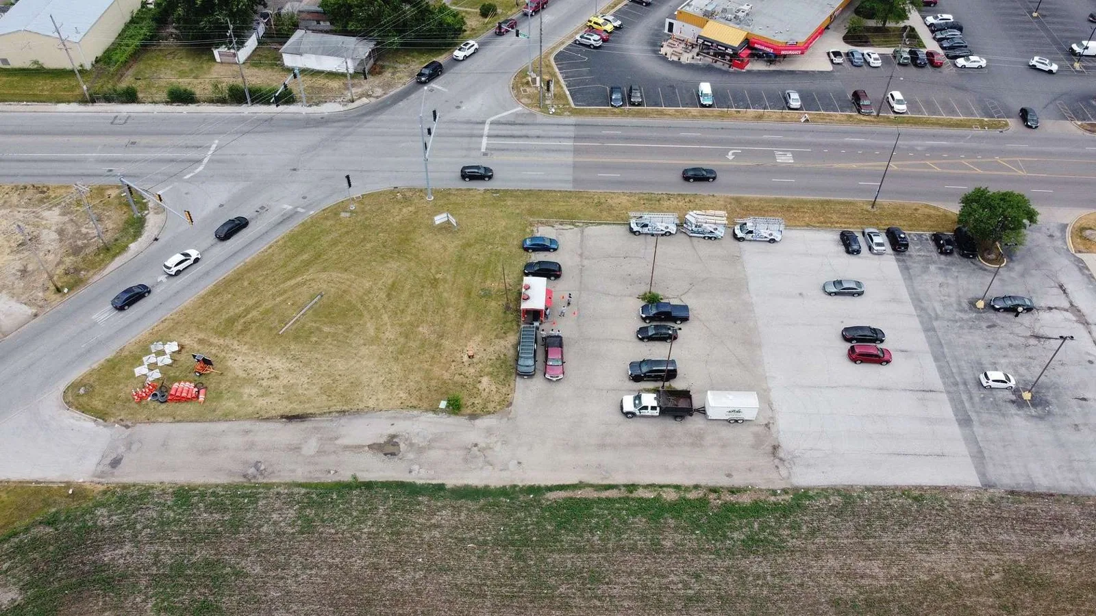 Commercial Roofing along Eola Road, Aurora, IL