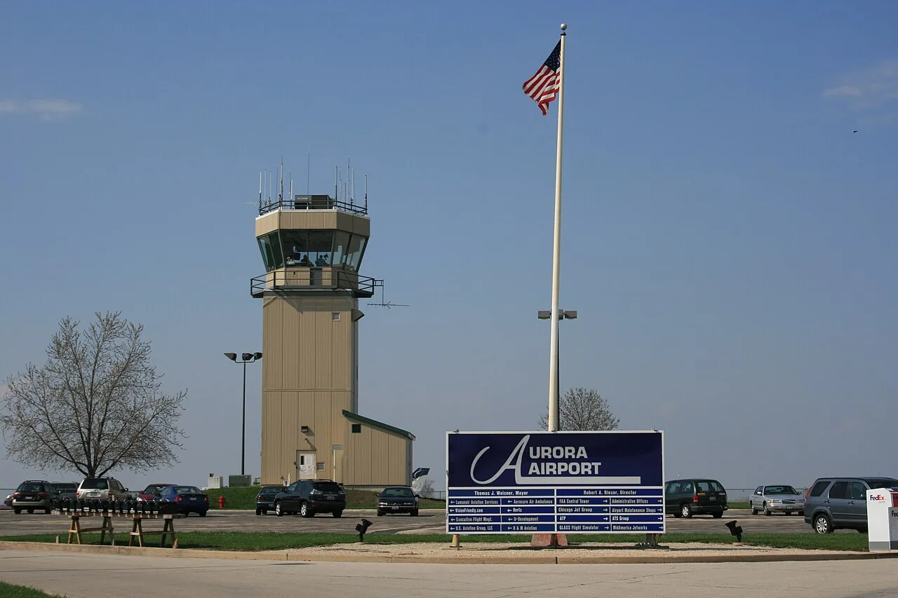 Commercial Roofing in the Sugar Grove Airport Industrial District, IL